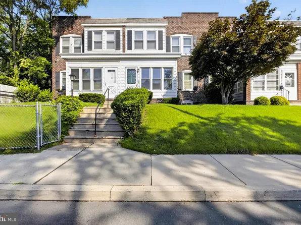 2203 N Spruce St, Wilmington, DE 19802