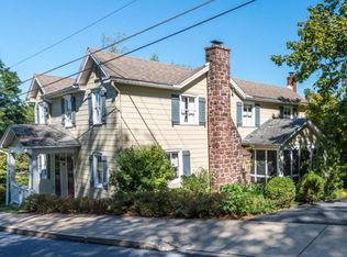 614 Glenwood Dr, Ephrata, PA 17522