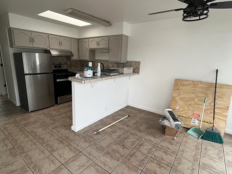 137 Grant St — Photo 7