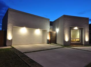 25 Michoacan Ct, Brownsville, TX 78526