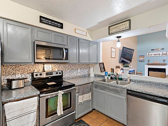 4th image of 3031 Prenda De Oro Dr NW