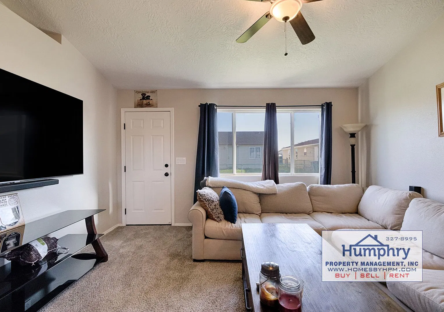 Welcome to this charming 3-bedroom, 2-bathroom home located in the desirable area of Caldwell, ID. — Photo 4