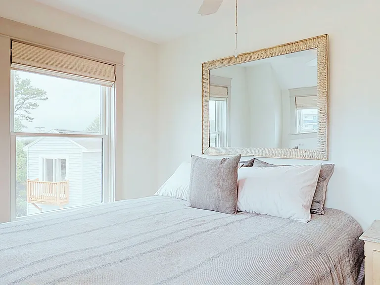 3 Parcher Ave — Photo 16