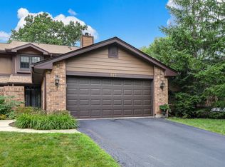 912 Indian Boundary Dr, Westmont, IL