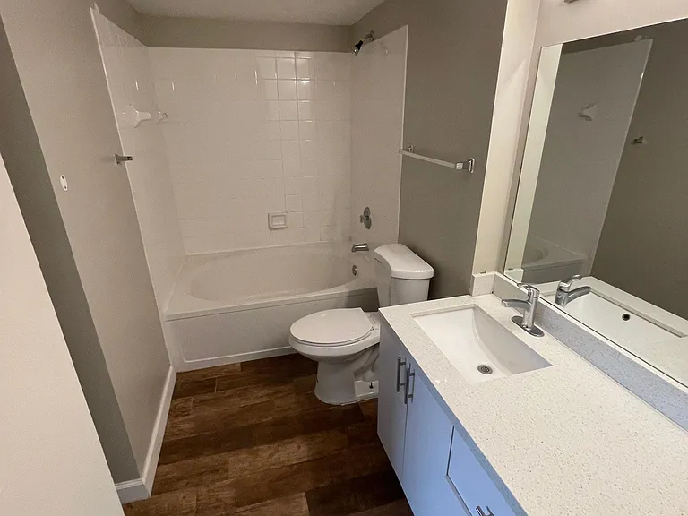 151 SW 117th Ave #205 — Photo 5