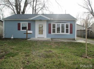 1416 Delray Ave, Pekin, IL 61554