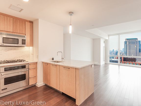 4th image of 200 N End Ave APT 31c