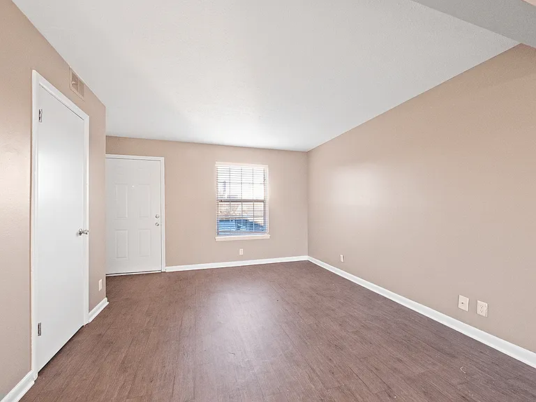 Huntley Ridge Townhomes — Photo 7