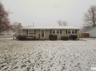 107 Cheyenne Dr, Auburn, IL 62615