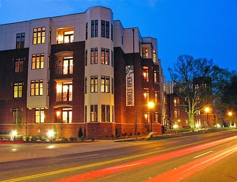 1st image of 2810 Selwyn Ave #114