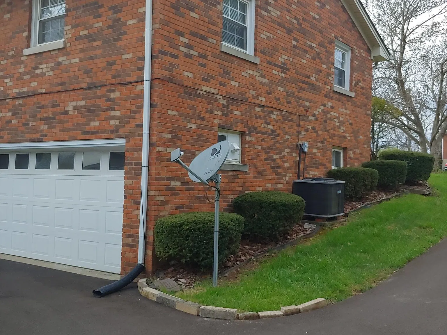 3 bed, 2.5 bath, 2000 sqft, $1,750 — Photo 3
