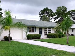 2571 Fiesta Dr, Venice, FL 34293