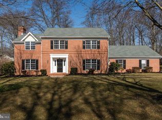 12 Carillon Ct, Wilmington, DE 19803