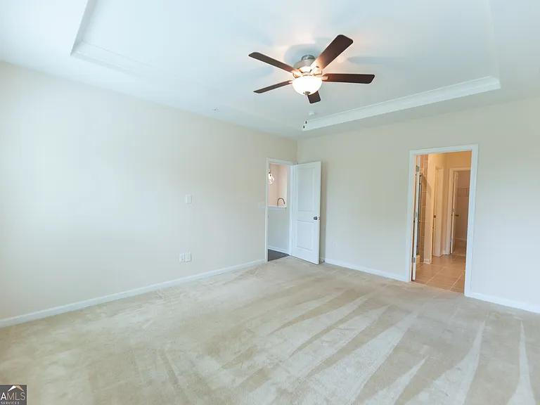 57 Robertson Ave — Photo 17