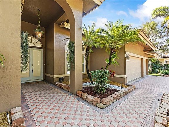 5th image of 6556 NW 97th Drive