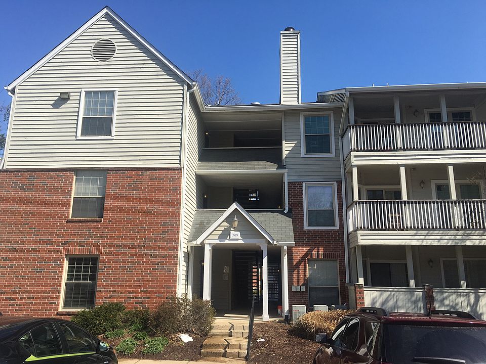 1st image of 3919 Penderview Dr APT 1834