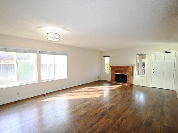 4th image of 7191 Kodiak Ct
