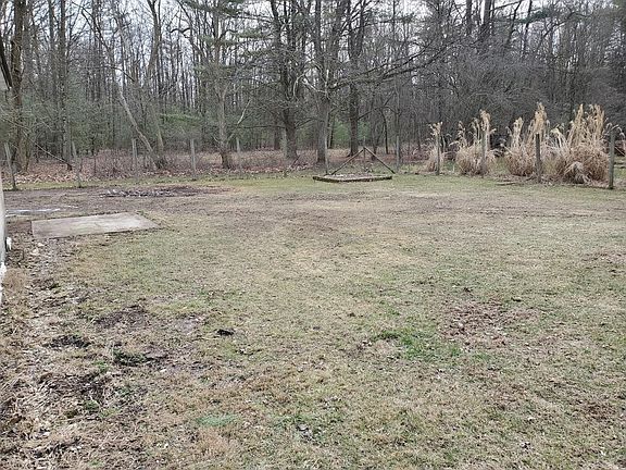 5th image of 2657 White Deer Pike