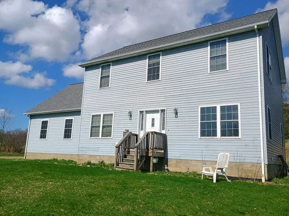 10351 Greenlee Rd, Waterford, PA 16441