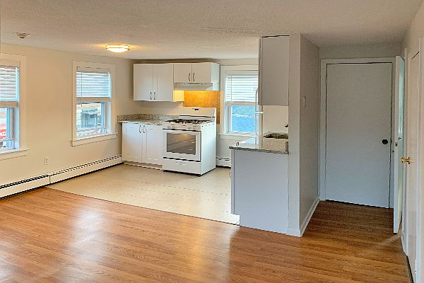 2nd image of 242 Main St APT 3F