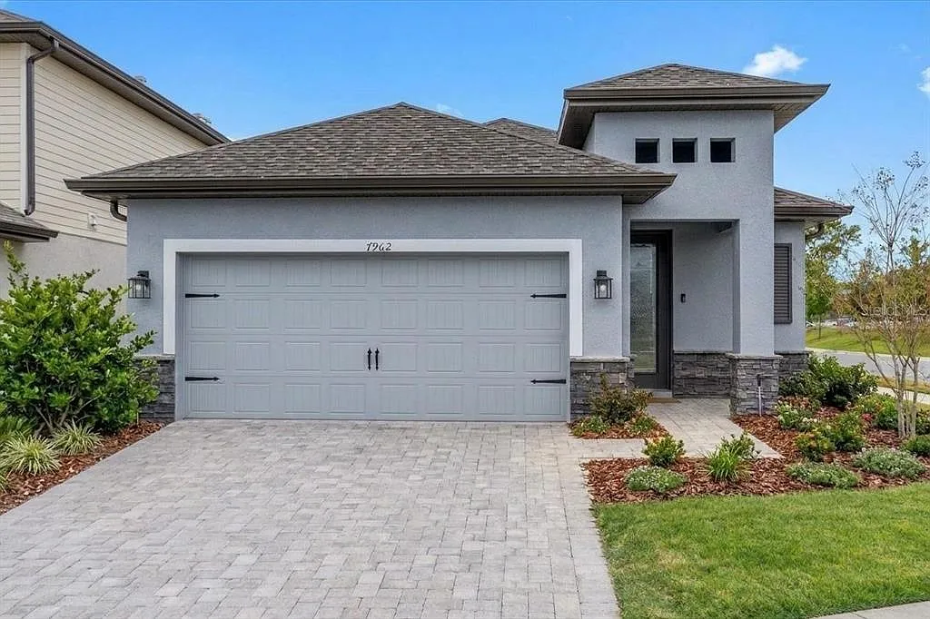 3 bed, 2.0 bath, 1553 sqft, $3,000 — Photo 2