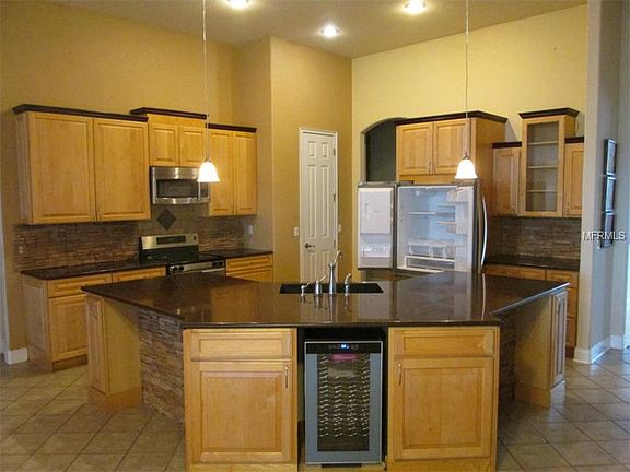 5th image of 1640 Grandview Blvd