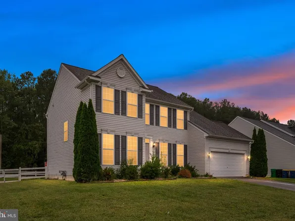 19 Oakwynn Cir, Smyrna, DE 19977