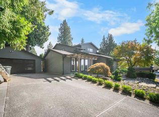 5786 Aberdeen St, Surrey, BC