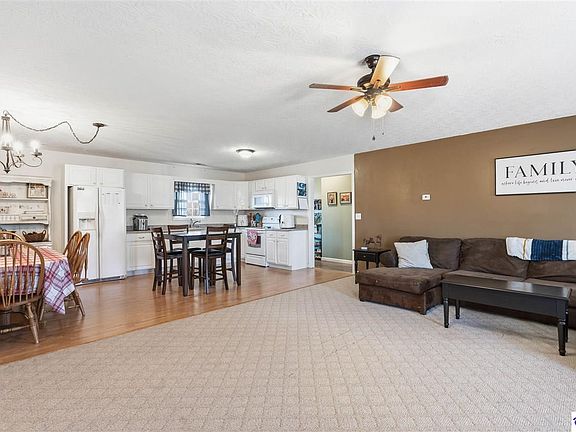3rd image of 137 Allison Dr