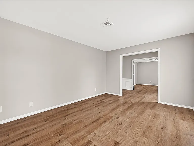 4230 Annawood Cir — Photo 40
