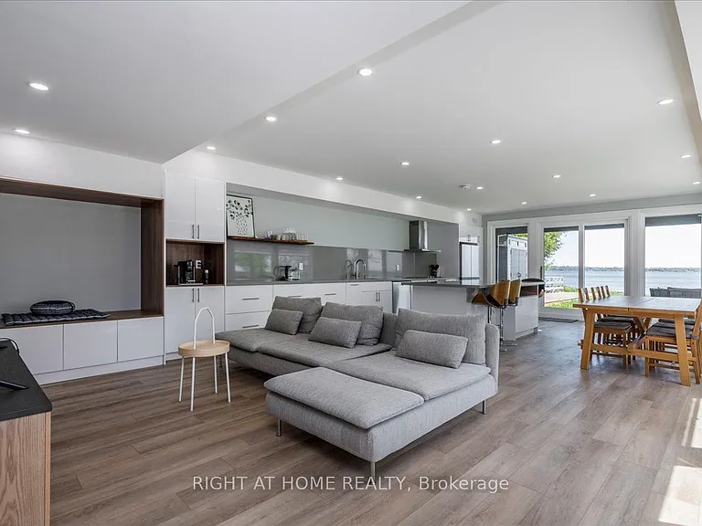 405 Limerick St — Photo 8