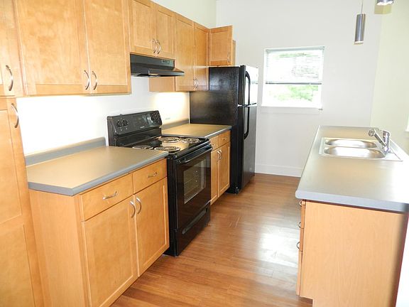 5th image of 258 N Winooski Ave APT 203