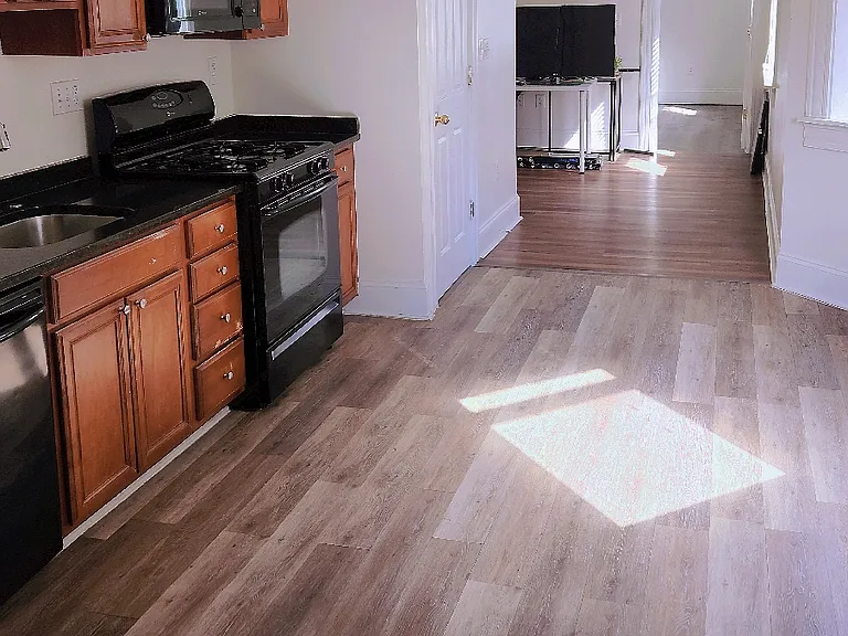 18 E Preston St #5 — Photo 2