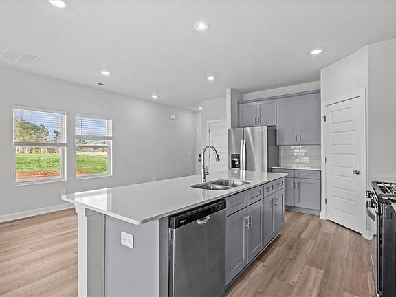 7th image of this home