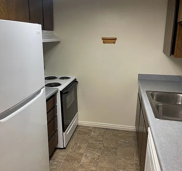 8450 S Monroe St — Photo 12