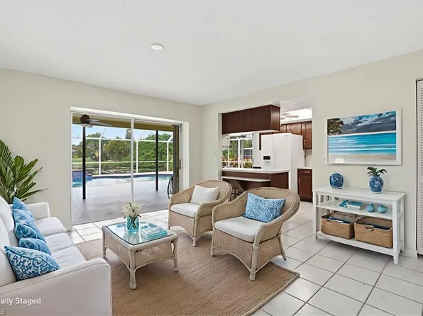 4480 Beechwood Lake DR, NAPLES, FL 34112