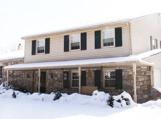 9 Amsterdam Ave, Southampton, PA 18966