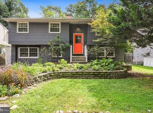 211 Park Ln, Haddonfield, NJ 08033