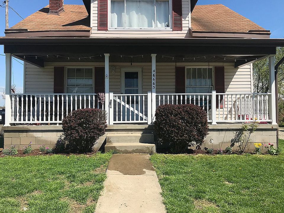 1st image of 46663 Main St