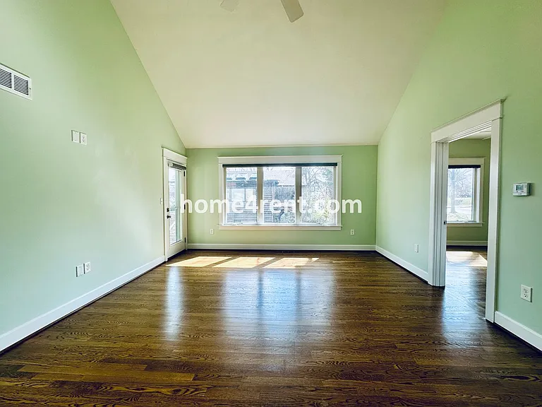 4741 Holly St — Photo 22
