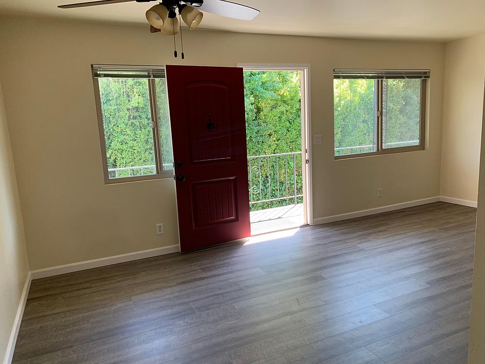 Living and Dining Areas