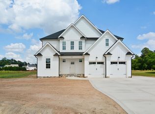 7719 Barefoot Rd, Fuquay Varina, NC 27526