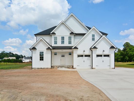 7719 Barefoot Rd, Fuquay Varina, NC 27526