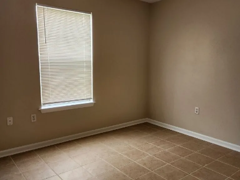 5315 McClelland Dr — Photo 5