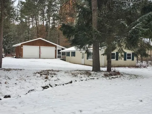 10976 Chequamegon Dr, Minocqua, WI 54548