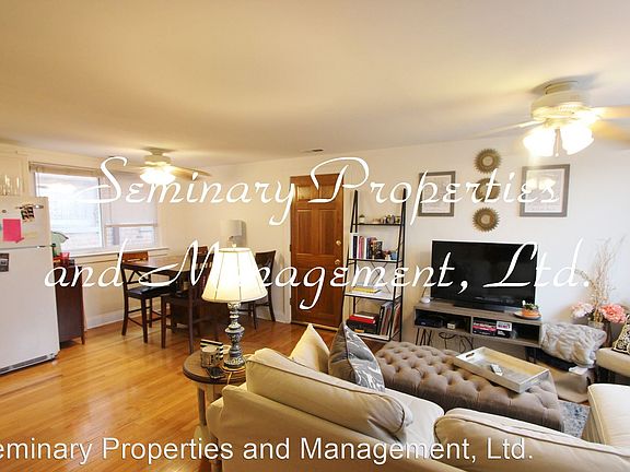 3rd image of 3648 N Lakewood Ave #4838865