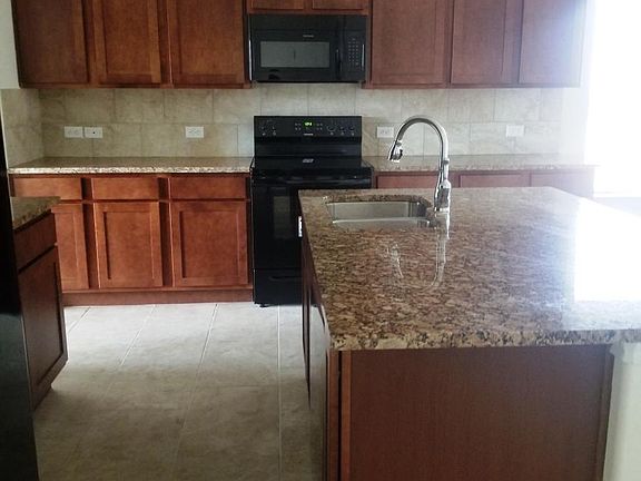 4th image of 3810 Flatrock Mountain Dr