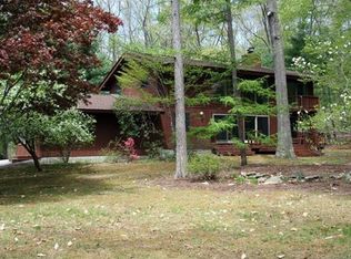 129 Sawmill Brook Ln, Mansfield, CT 06250