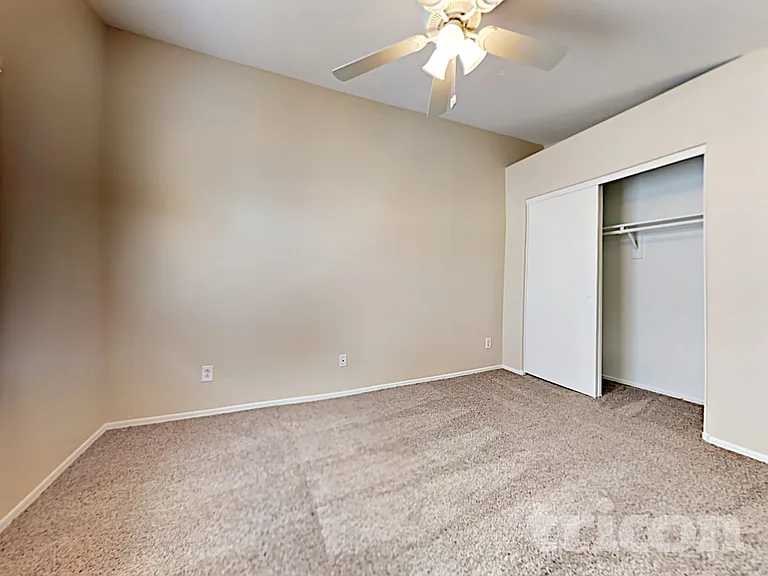 8668 W Hubbell St — Photo 15