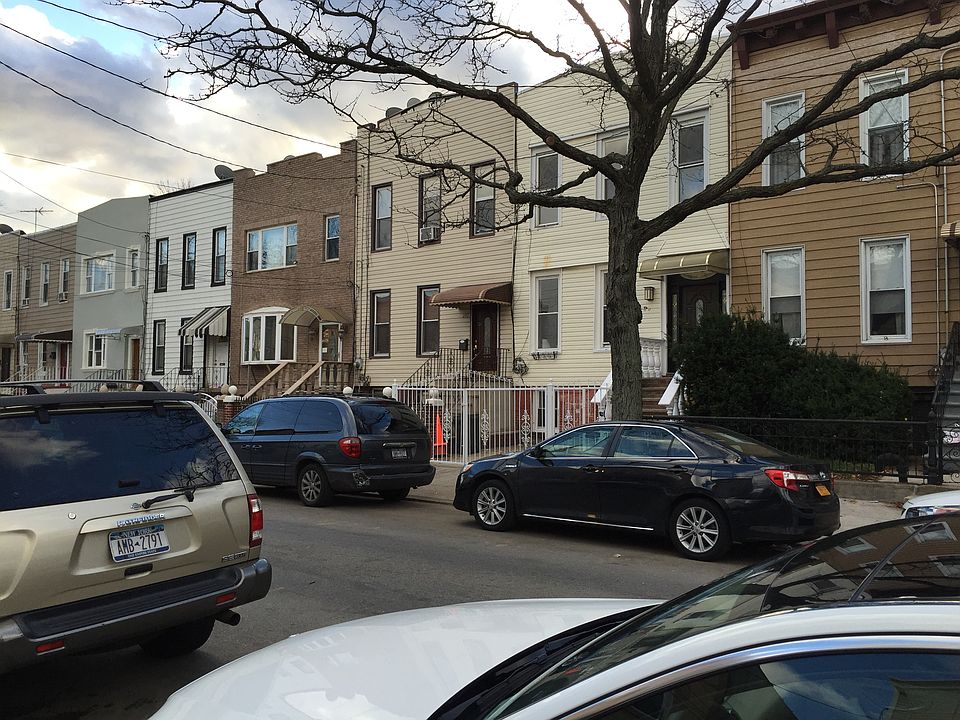 2nd image of 288 Hemlock Street